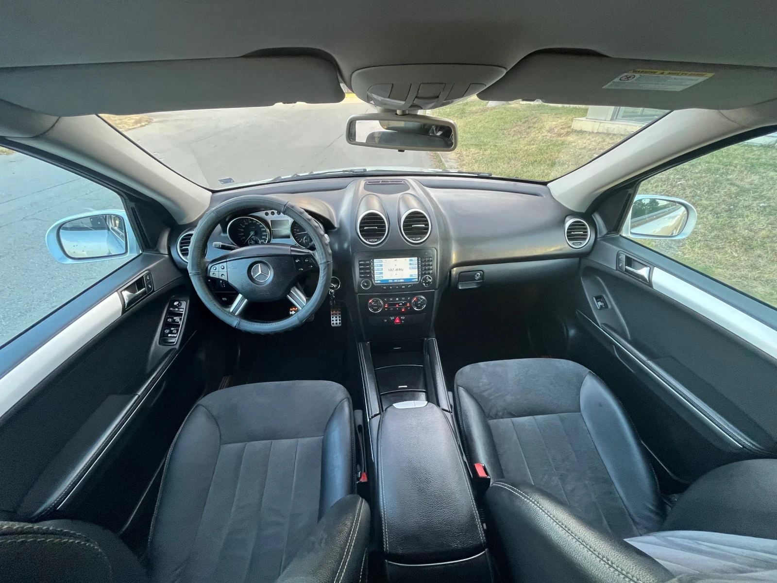 Mercedes-Benz ML 320, снимка 6 - Автомобили и джипове - 55867826