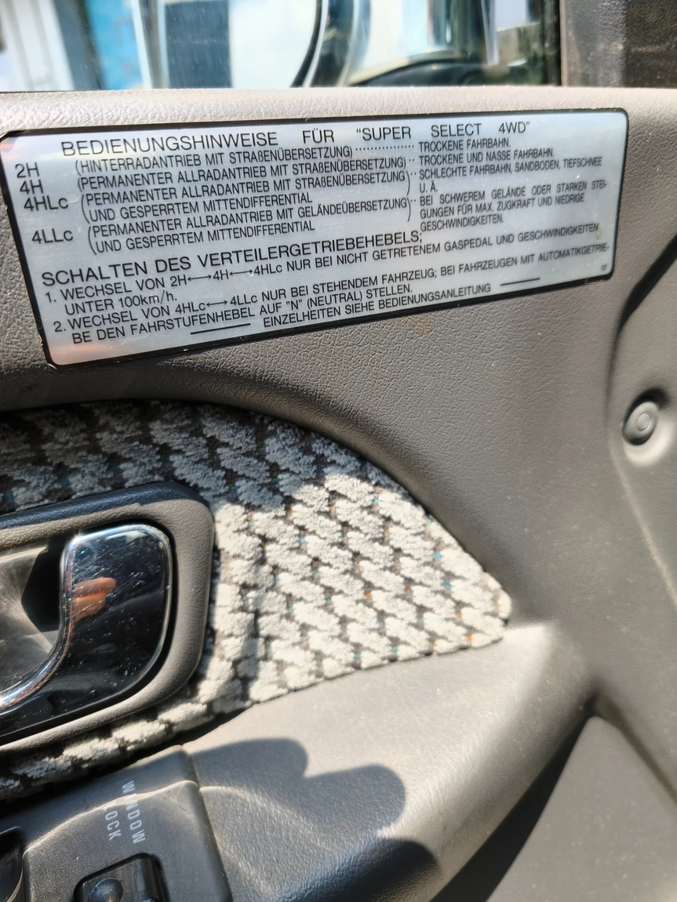 Mitsubishi Pajero GLS , снимка 5 - Автомобили и джипове - 56072667