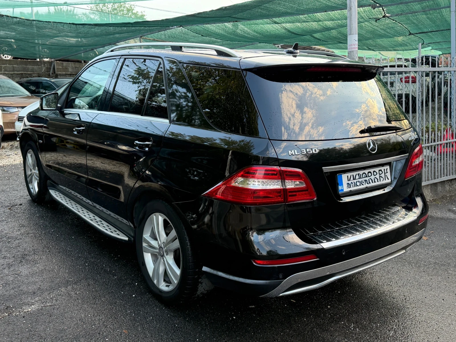 Mercedes-Benz ML 350 CDI* Bluetec* Ambient* Nappa, снимка 6 - Автомобили и джипове - 56106337