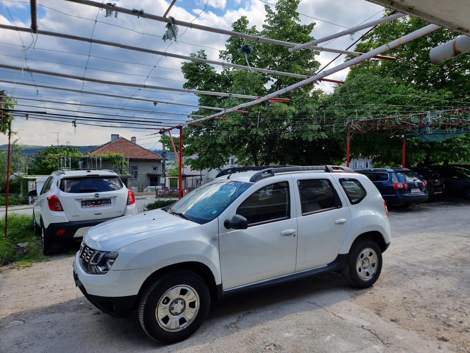 Dacia Duster 1.5dci* 4X4* , снимка 2 - Автомобили и джипове - 56160972