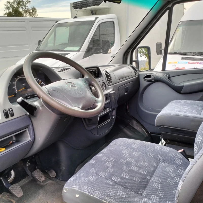 Mercedes-Benz Sprinter 213 cdi 6 места климатик, снимка 6 - Бусове и автобуси - 48178683