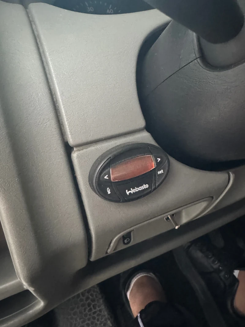 Renault Trafic 2.5dci 140hp, снимка 11 - Бусове и автобуси - 52189125