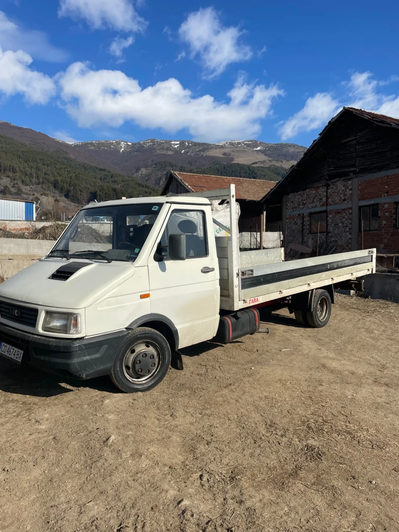 Iveco Daily, снимка 2 - Камиони - 49144237