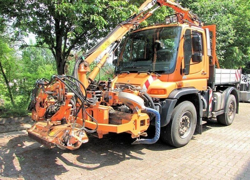 Mercedes-Benz UNIMOG U400 - изображение 2