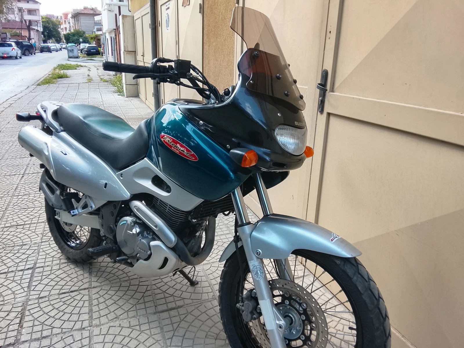 Suzuki XF Freewind 650