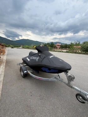 Джет Bombardier Sea Doo Spark Trixx 3up, снимка 3