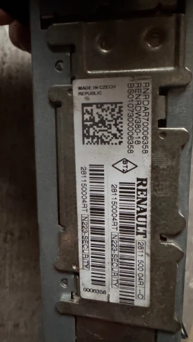 Оригинална Аудио / GPS и видео система за Renault Laguna - 281150004R / 281150004RT, снимка 2 - Части - 52681728