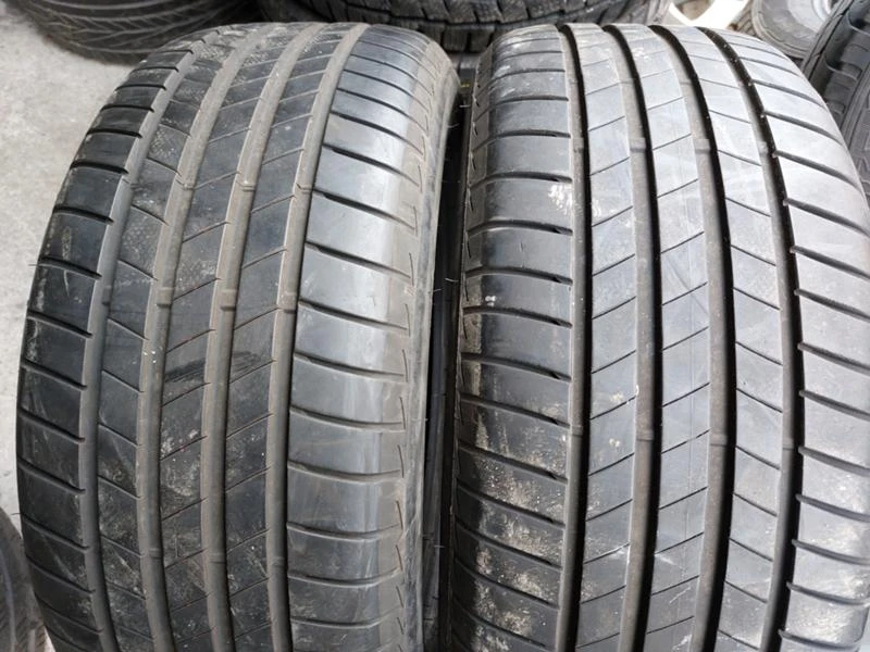 Гуми Летни 225/50R17, снимка 2 - Гуми и джанти - 36287410