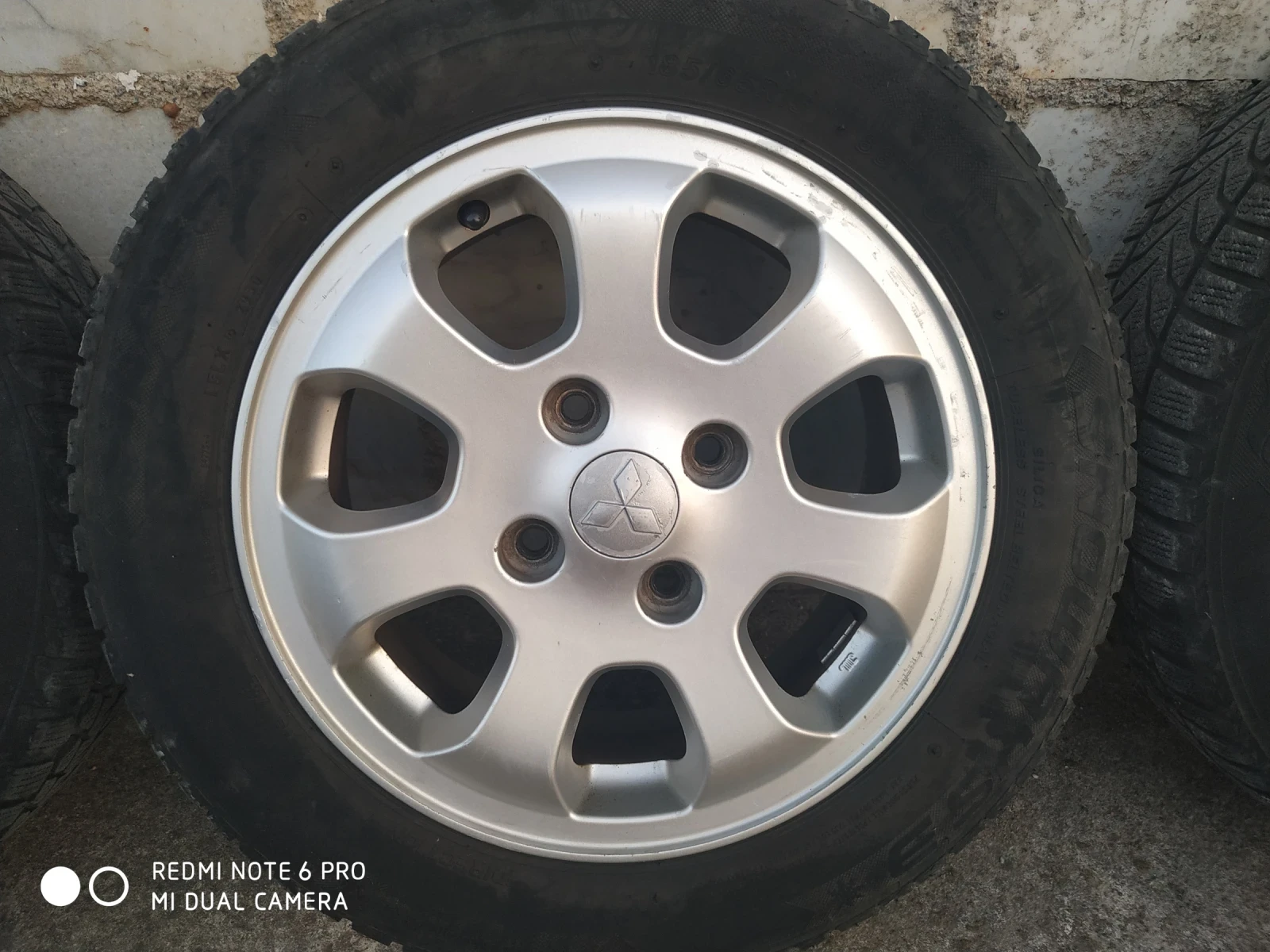    185/60R15  Mitsubishi Space star | Mobile.bg   4