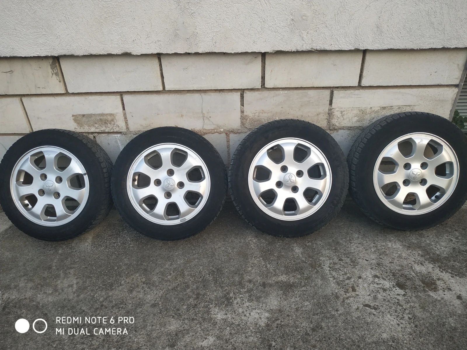    185/60R15  Mitsubishi Space star | Mobile.bg   1