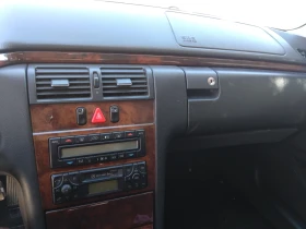 Mercedes-Benz E 270  Elegance, снимка 8