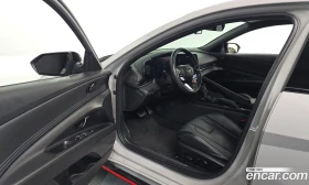 Hyundai Elantra 2.0 N, снимка 13