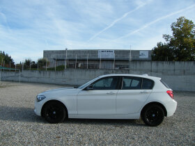 BMW 118 2.0D, снимка 6 - Автомобили и джипове - 38385182
