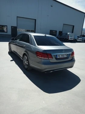 Mercedes-Benz E 220, снимка 4