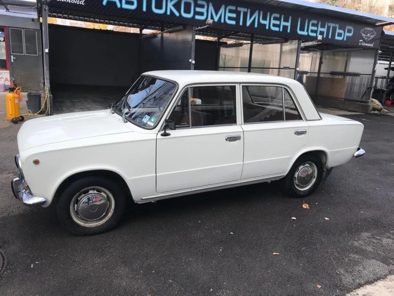 Lada 2101 седан, снимка 4 - Автомобили и джипове - 46888490