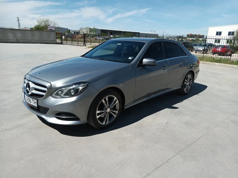 Mercedes-Benz E 220, снимка 2 - Автомобили и джипове - 49488628