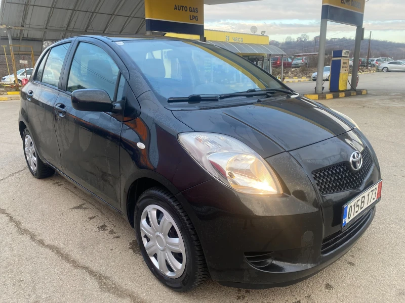 Toyota Yaris, снимка 7 - Автомобили и джипове - 48688472