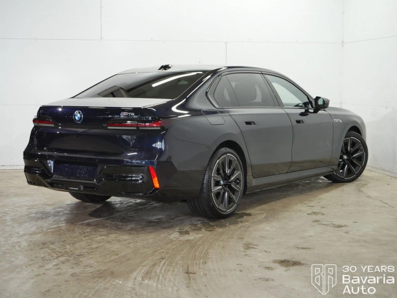 BMW i7 M70 xDrive, снимка 3 - Автомобили и джипове - 52669286