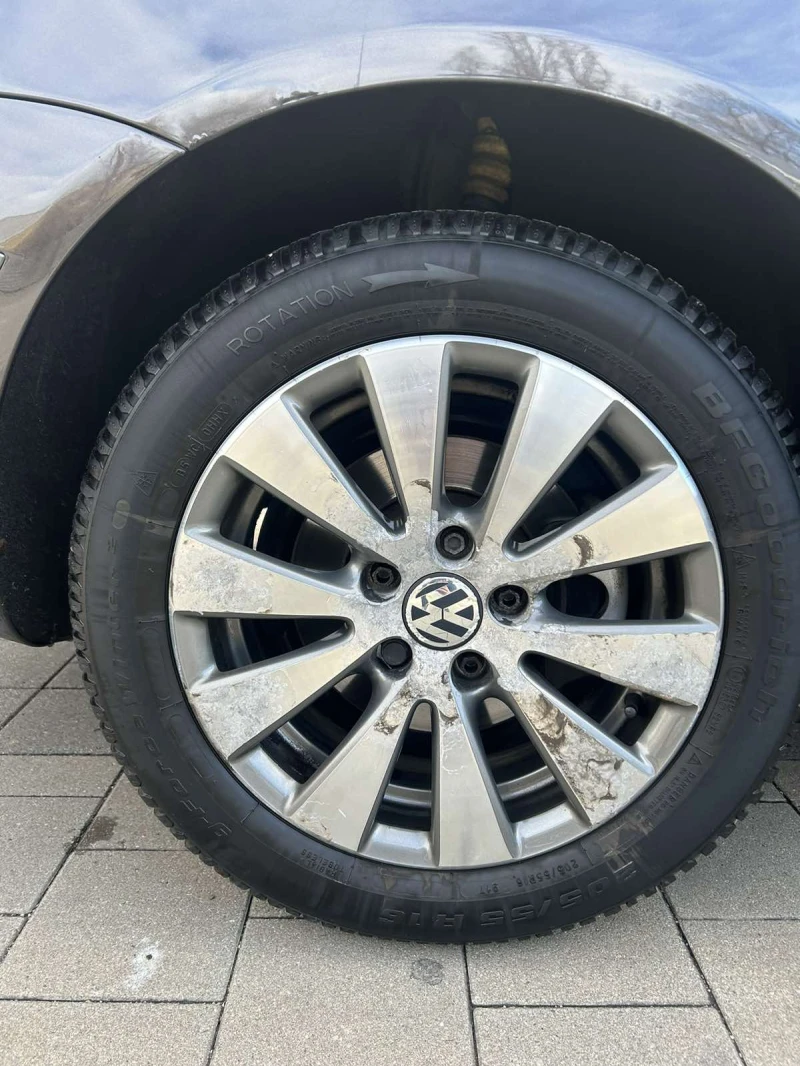 VW Passat, снимка 7 - Автомобили и джипове - 52679642