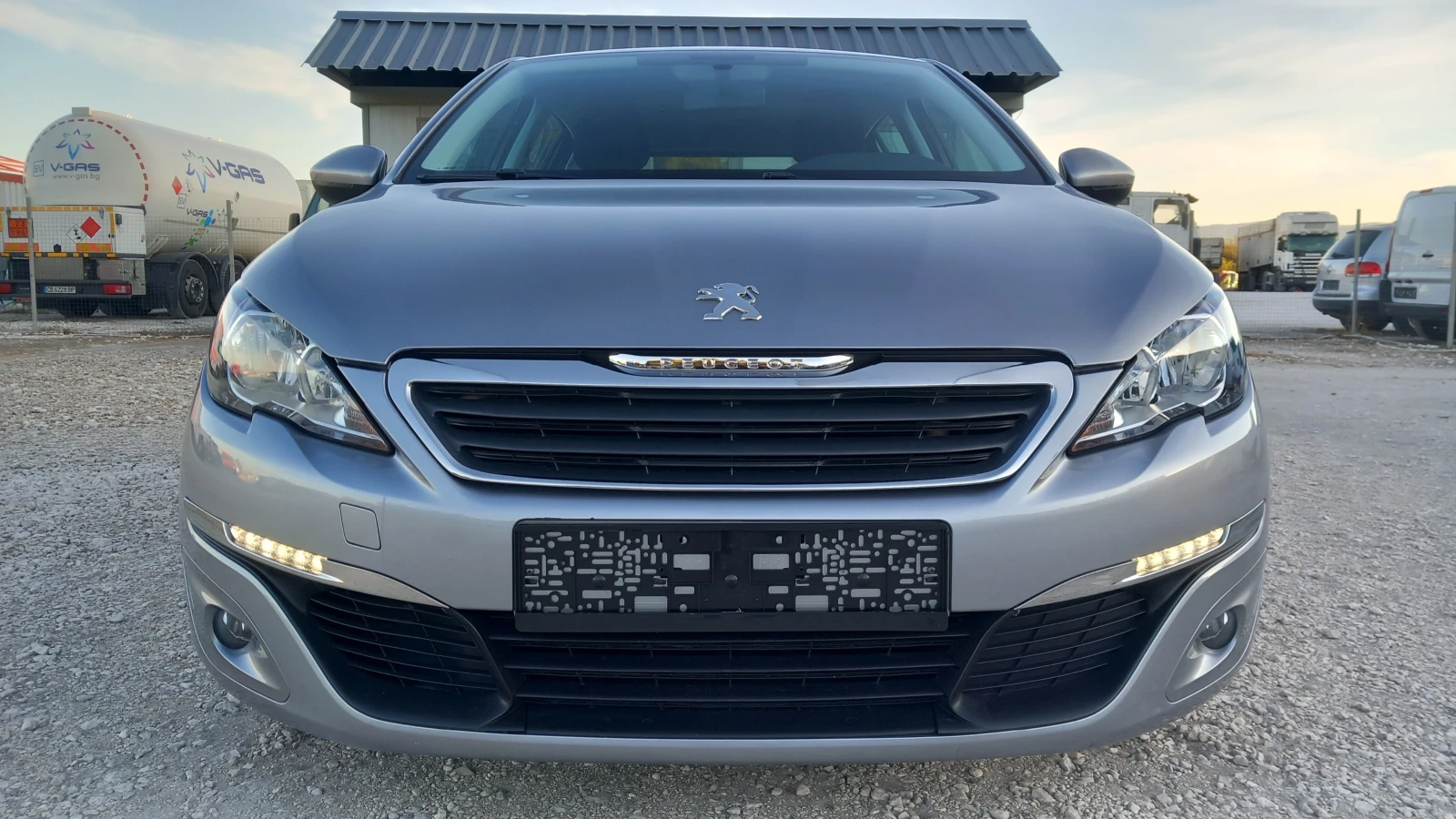 Peugeot 308 1.6HDI-SPECIAL EDITION/НАВИГАЦИЯ/EURO 6 - изображение 5