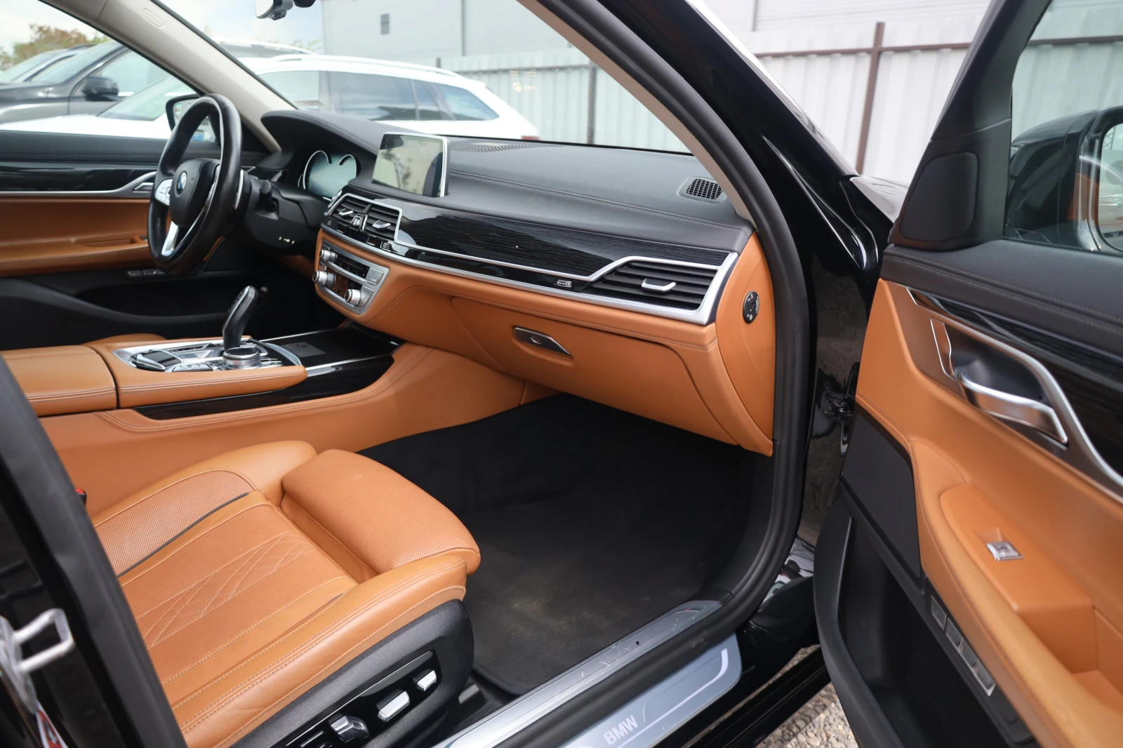 BMW 740 d xDrive #Laser #SoftClose #360 #Sitzklima #iCarbg - изображение 6