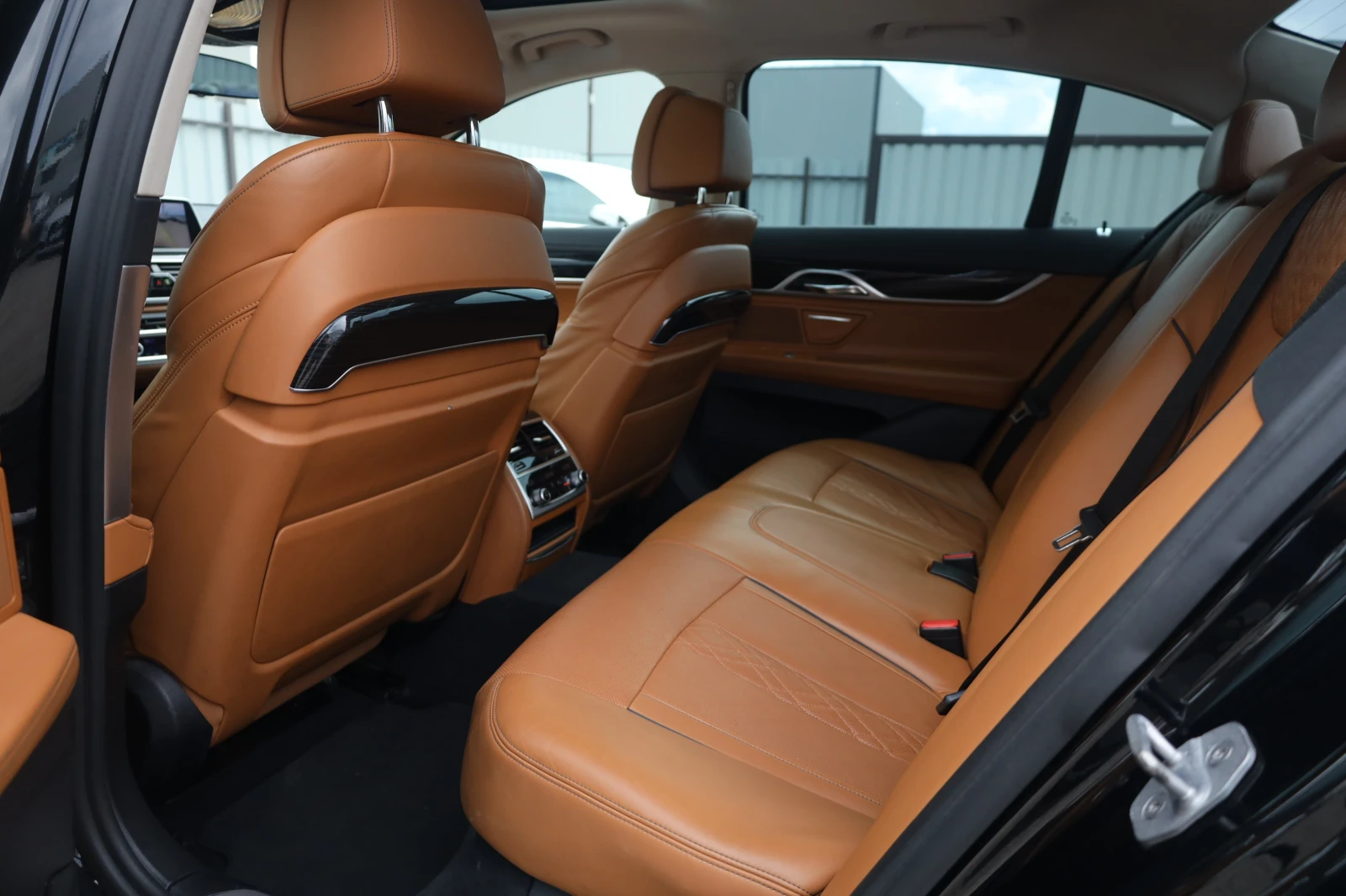 BMW 740 d xDrive #Laser #SoftClose #360 #Sitzklima #iCarbg - изображение 8