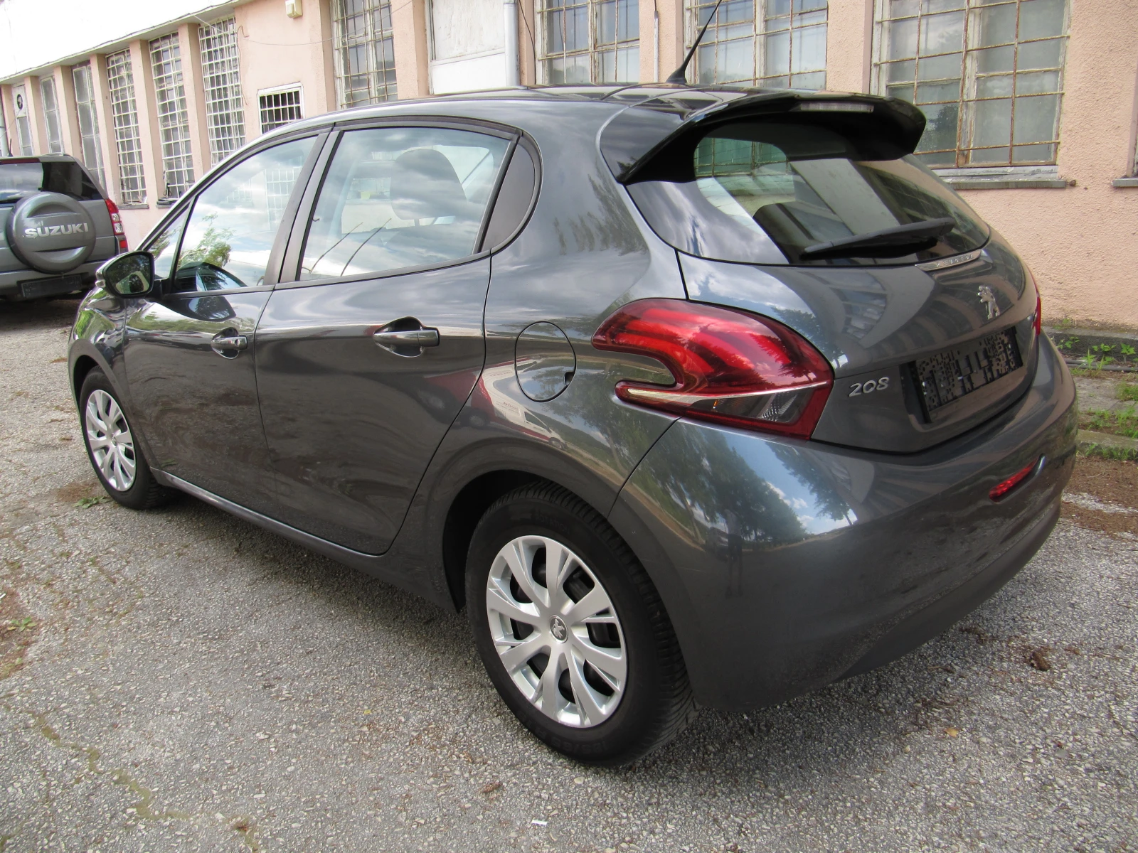 Peugeot 208 1.6HDI face 100k.c. EURO6b - изображение 7
