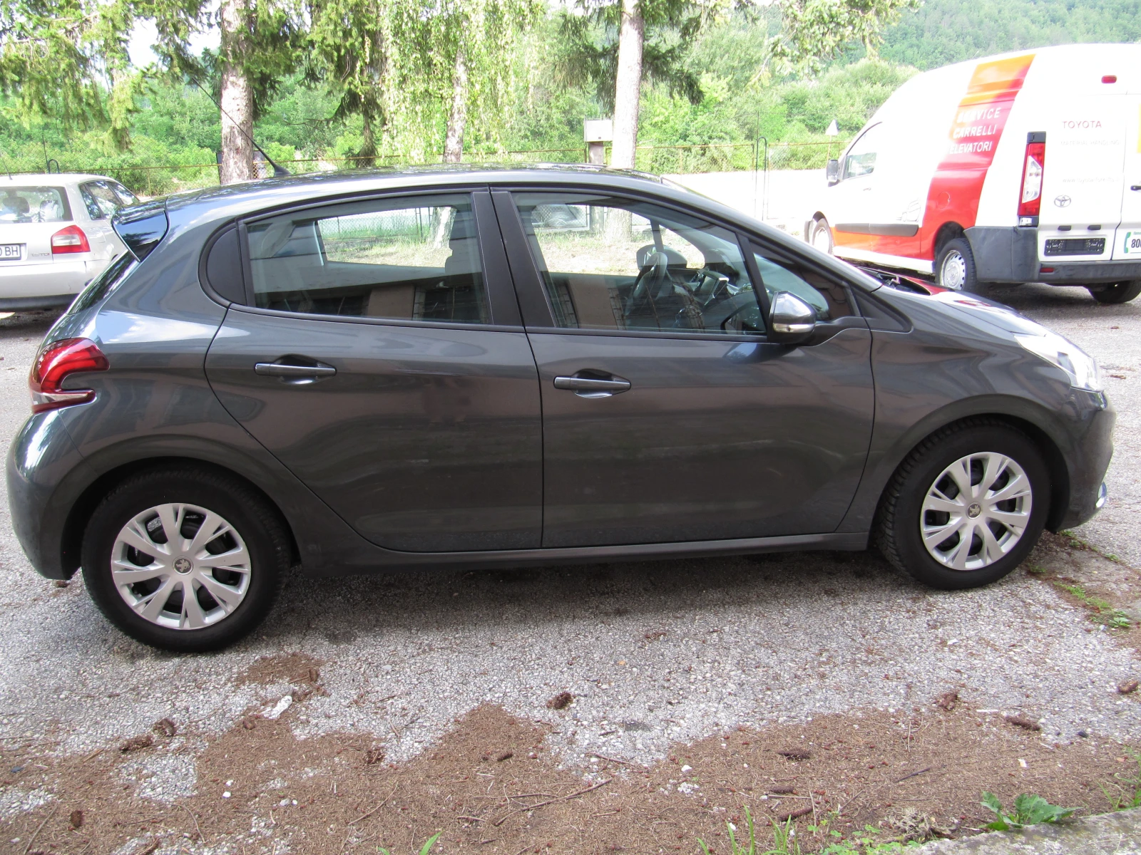 Peugeot 208 1.6HDI face 100k.c. EURO6b - изображение 4