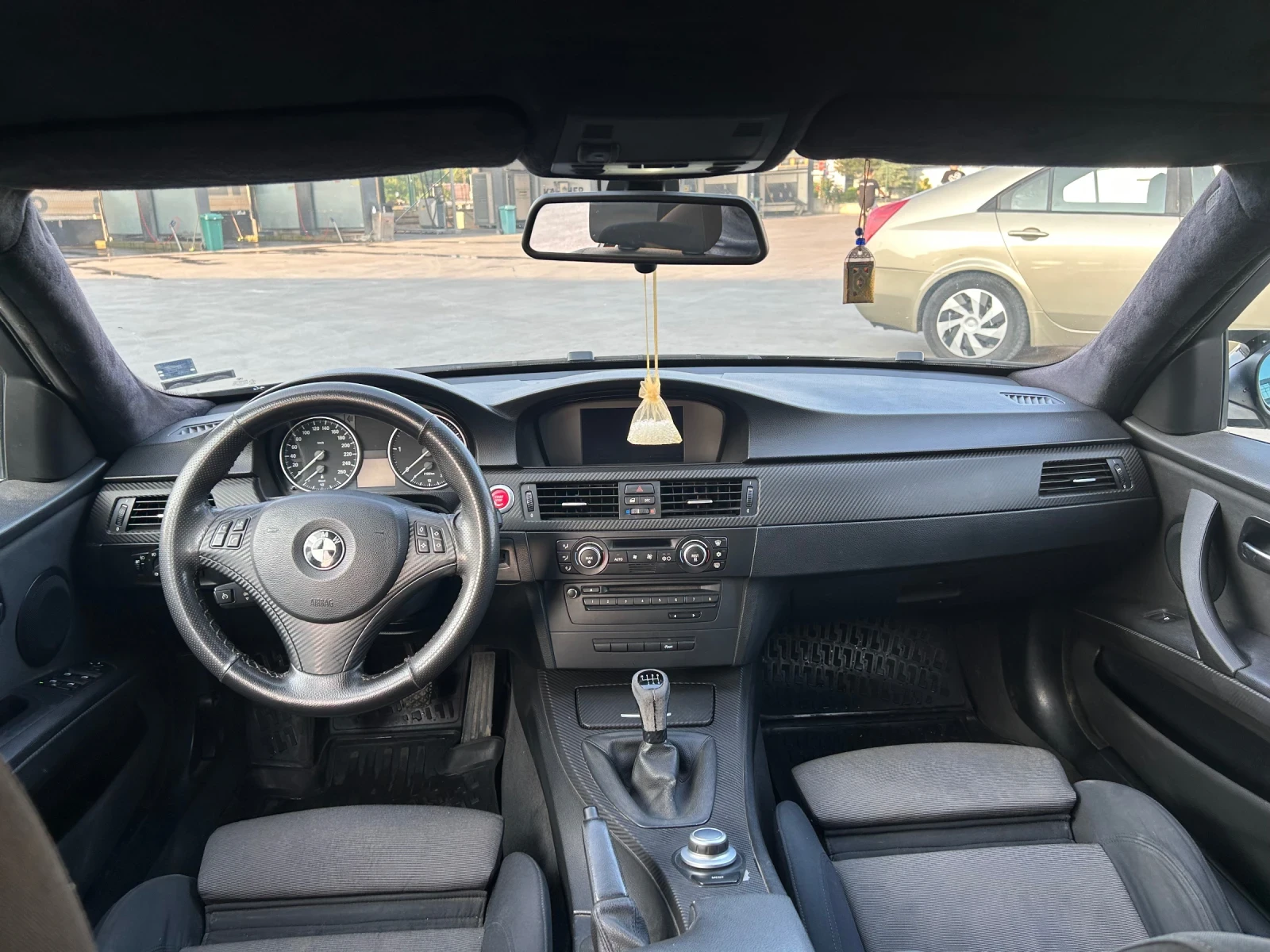 BMW 320  - изображение 10
