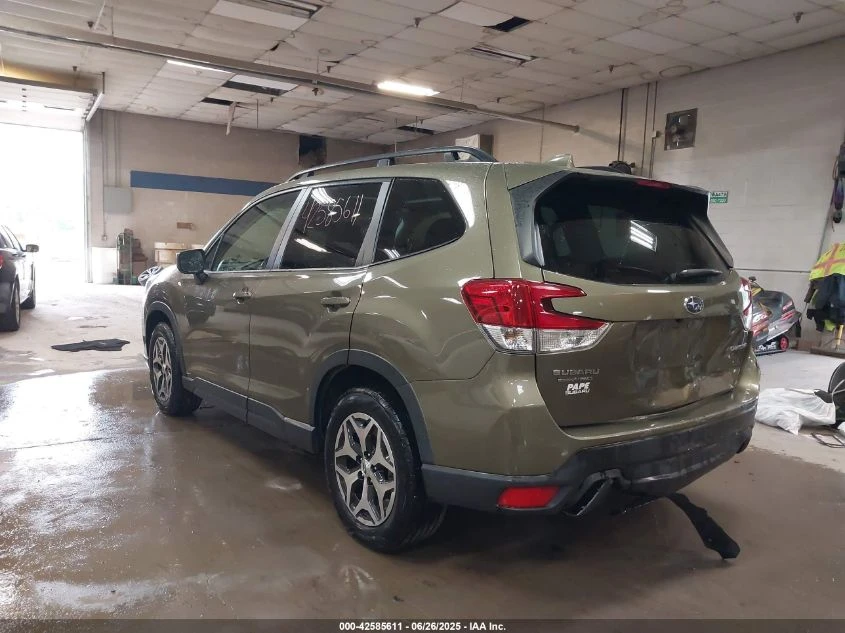 Subaru Forester 2022 SUBARU FORESTER PREMIUM - изображение 6