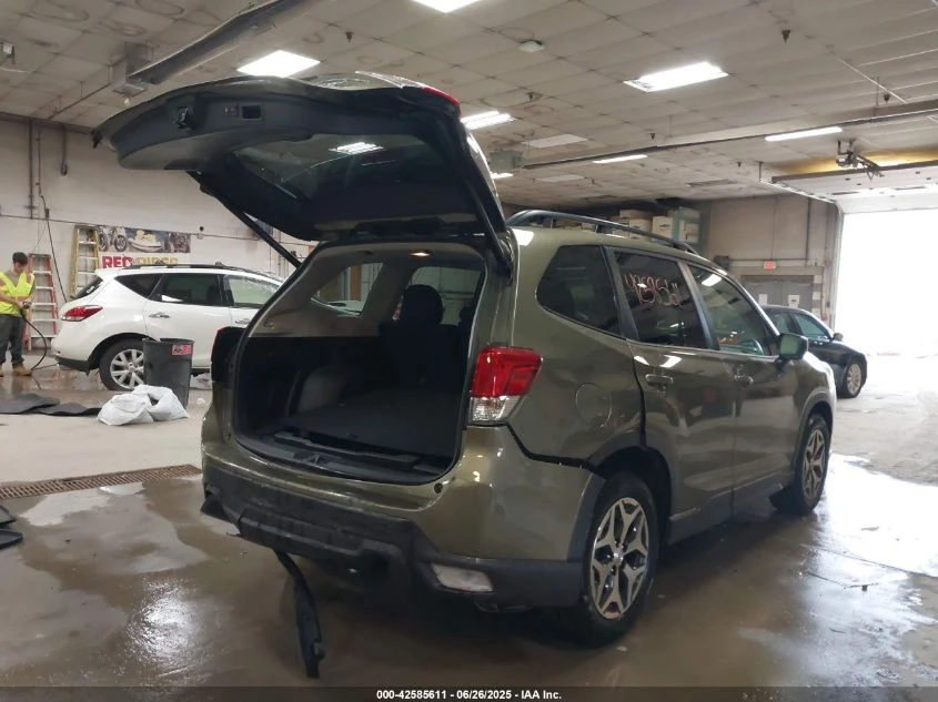 Subaru Forester 2022 SUBARU FORESTER PREMIUM - изображение 8