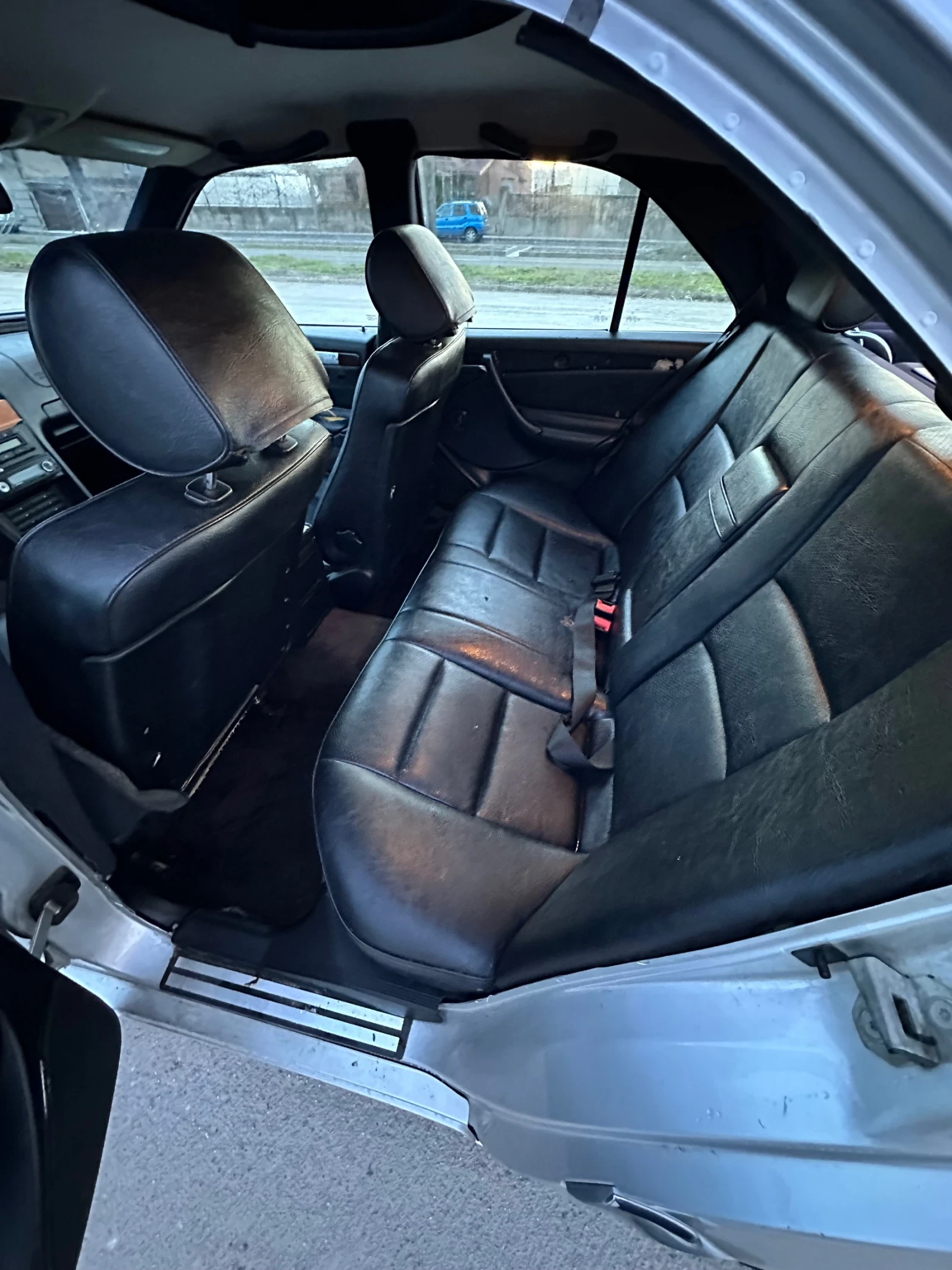 Mercedes-Benz C 180 1.8 i | Mobile.bg � ����������� 8