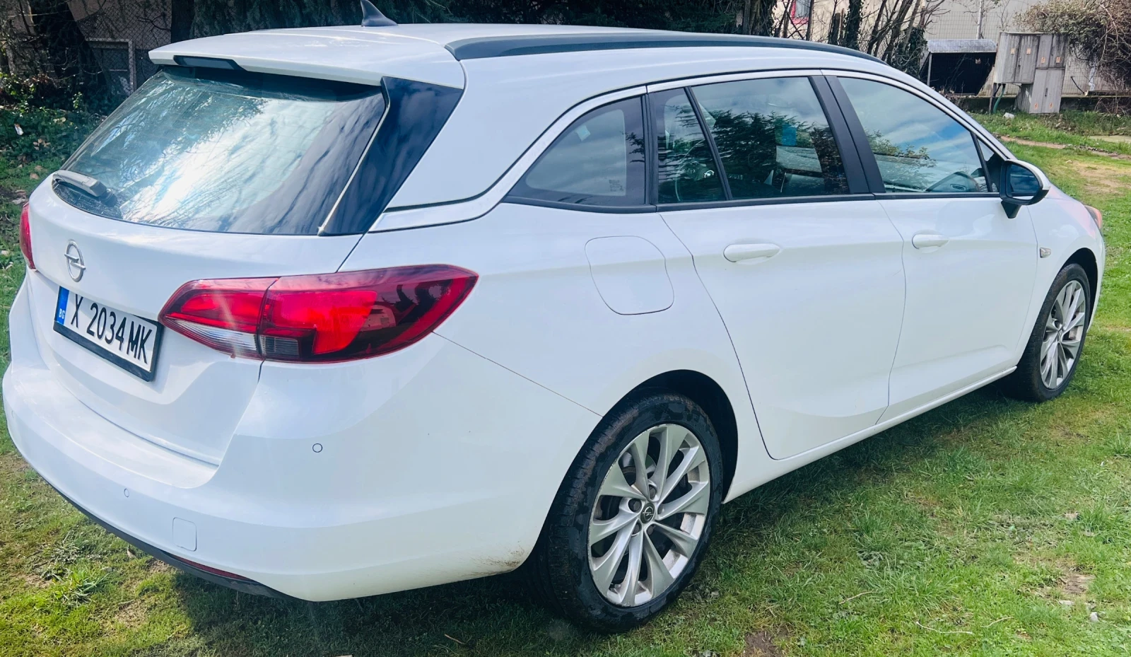 Opel Astra 1.6 С ПАНОРАМА FULL ЕКСТРИ SPORT EDITION K , снимка 3 - Автомобили и джипове - 54158792