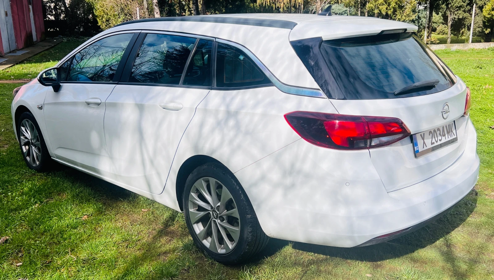 Opel Astra 1.6 С ПАНОРАМА FULL ЕКСТРИ SPORT EDITION K , снимка 4 - Автомобили и джипове - 54158792