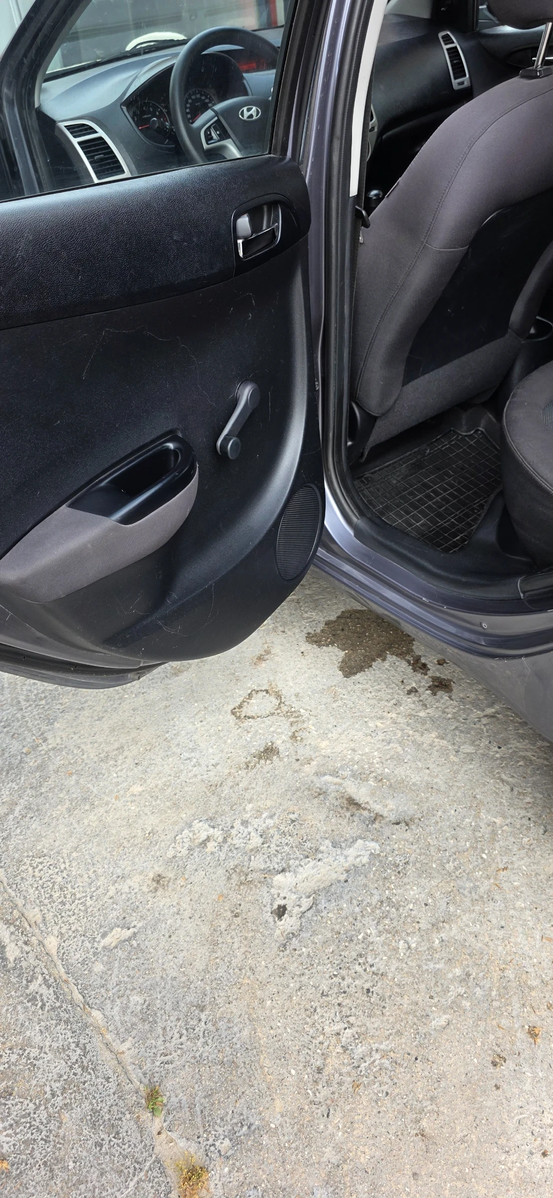 Hyundai I20, снимка 14 - Автомобили и джипове - 54596854