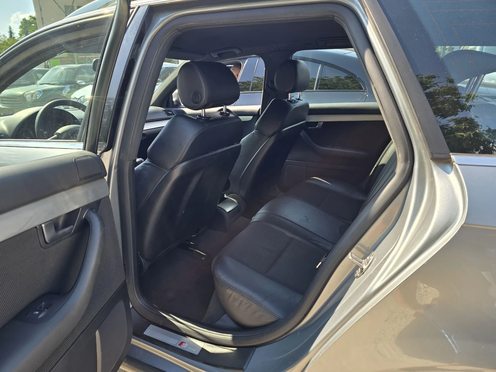 Audi A4 2.0TDI 140�.� 3xS-LINE  | Mobile.bg � ����������� 12