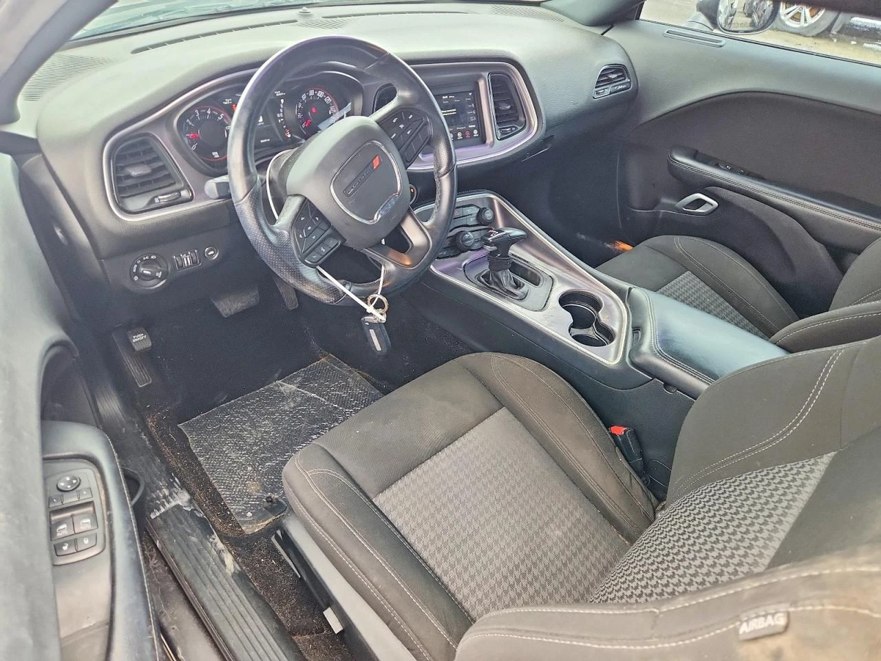 Dodge Challenger 3.6l Sxt, снимка 8 - Автомобили и джипове - 55107262