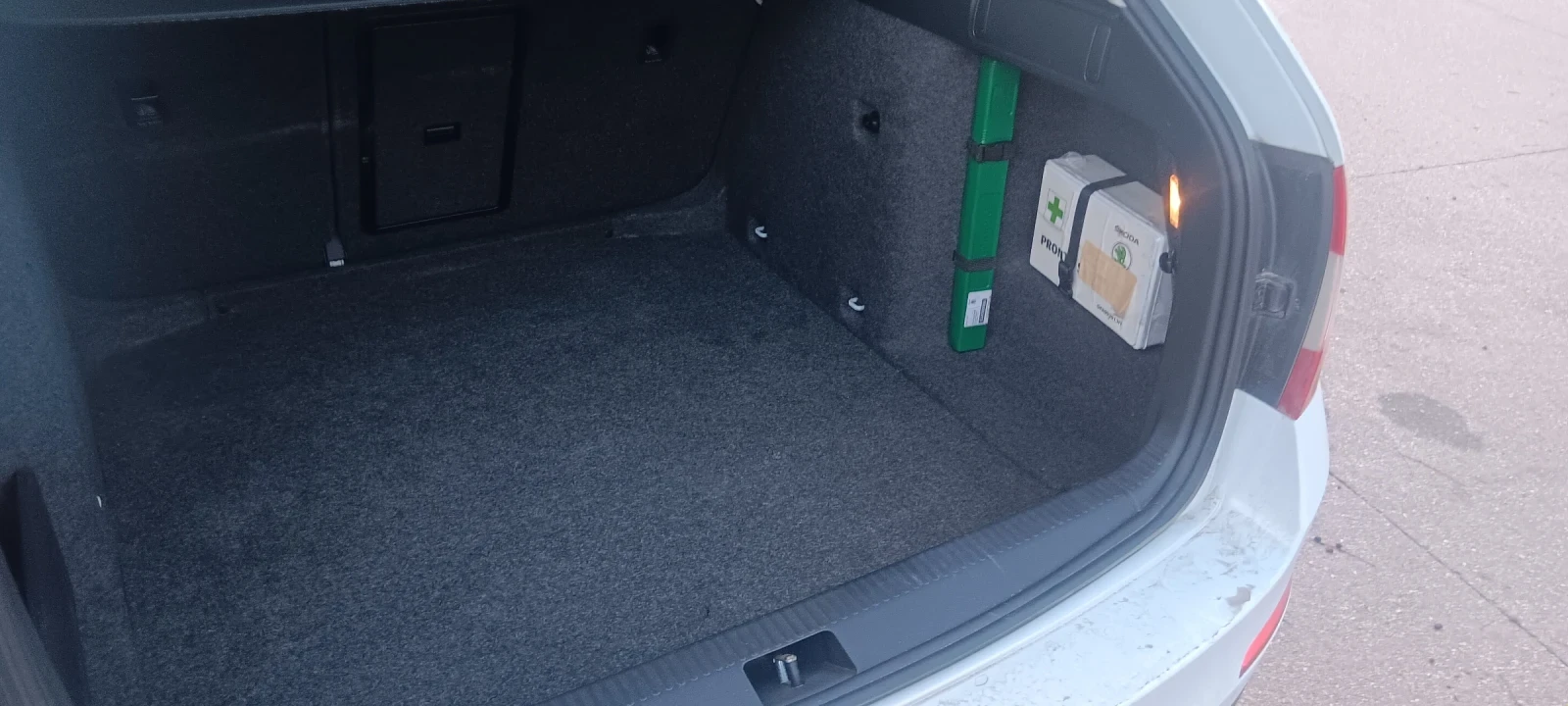 Skoda Octavia 1.6, снимка 5 - Автомобили и джипове - 55281539