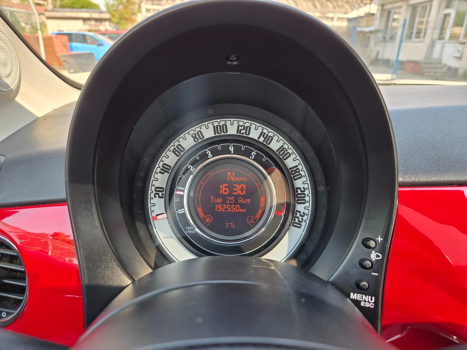 Fiat 500 La Prima 1.2i Automat Panorama, снимка 8 - Автомобили и джипове - 55804733