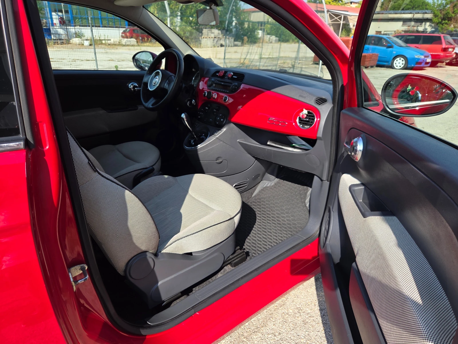 Fiat 500 La Prima 1.2i Automat Panorama, снимка 12 - Автомобили и джипове - 55804733