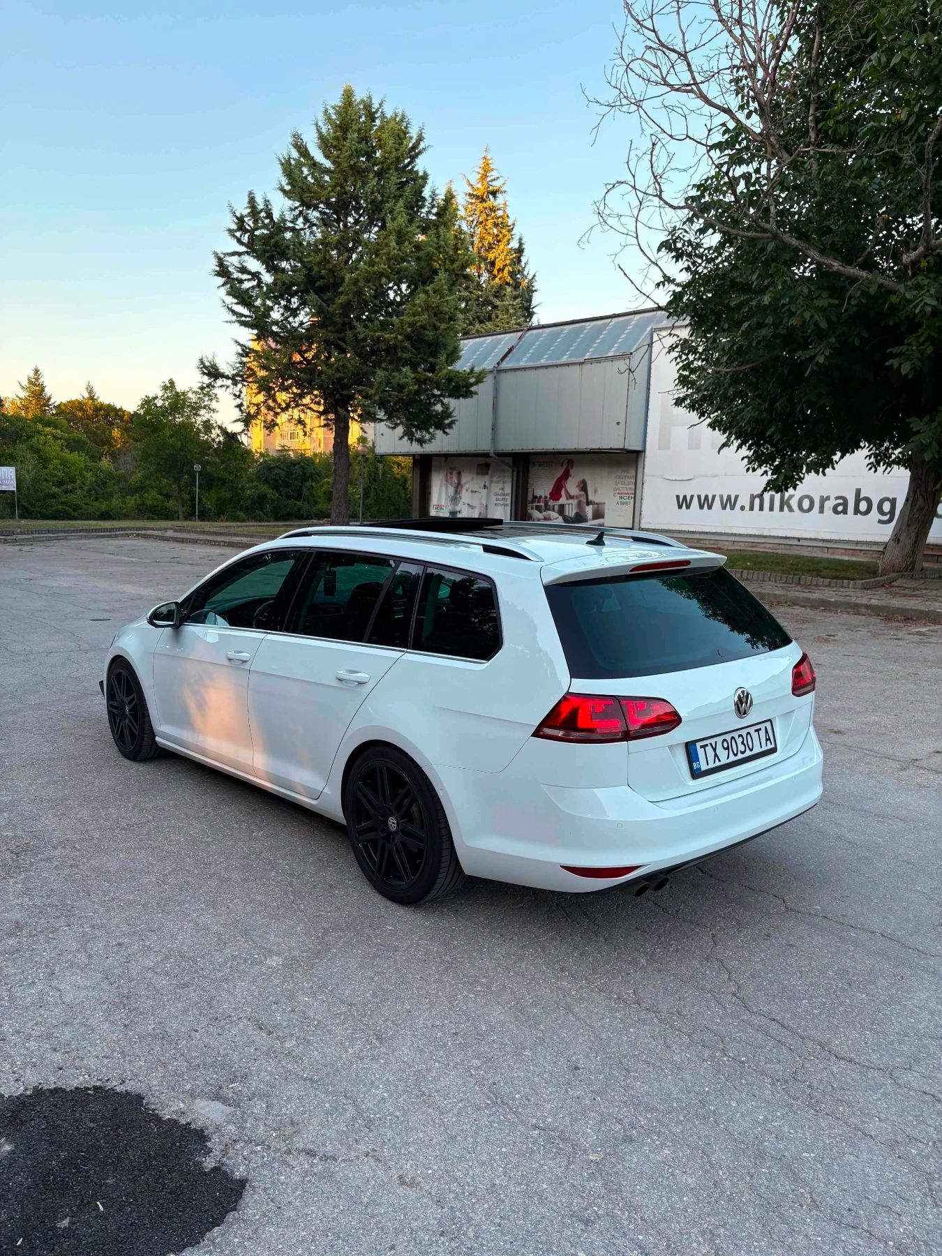 VW Golf, снимка 3 - Автомобили и джипове - 55891279