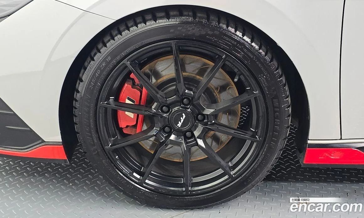 Hyundai Elantra 2.0 N, снимка 5 - Автомобили и джипове - 56155647