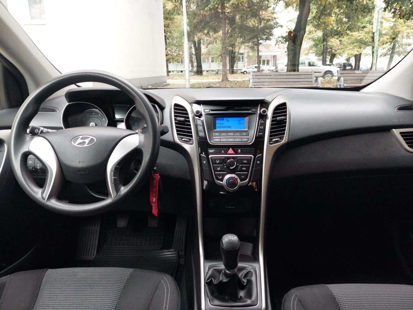 Hyundai I30 1.4i 92000km | Mobile.bg � ����������� 9