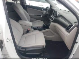 Hyundai Tucson 2.4L I-4 DI, DOHC, VVT, 181HP All Wheel Drive, снимка 10