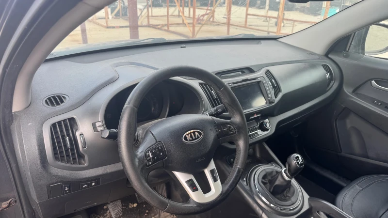 Kia Sportage 1.7CRDi-LED, КОЖА, КАМЕРА, снимка 9 - Автомобили и джипове - 52325037