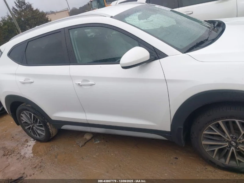 Hyundai Tucson 2.4L I-4 DI, DOHC, VVT, 181HP All Wheel Drive, снимка 5 - Автомобили и джипове - 52915360