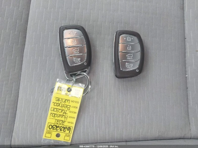 Hyundai Tucson 2.4L I-4 DI, DOHC, VVT, 181HP All Wheel Drive, снимка 3 - Автомобили и джипове - 52915360