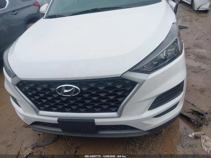 Hyundai Tucson 2.4L I-4 DI, DOHC, VVT, 181HP All Wheel Drive, снимка 4 - Автомобили и джипове - 52915360