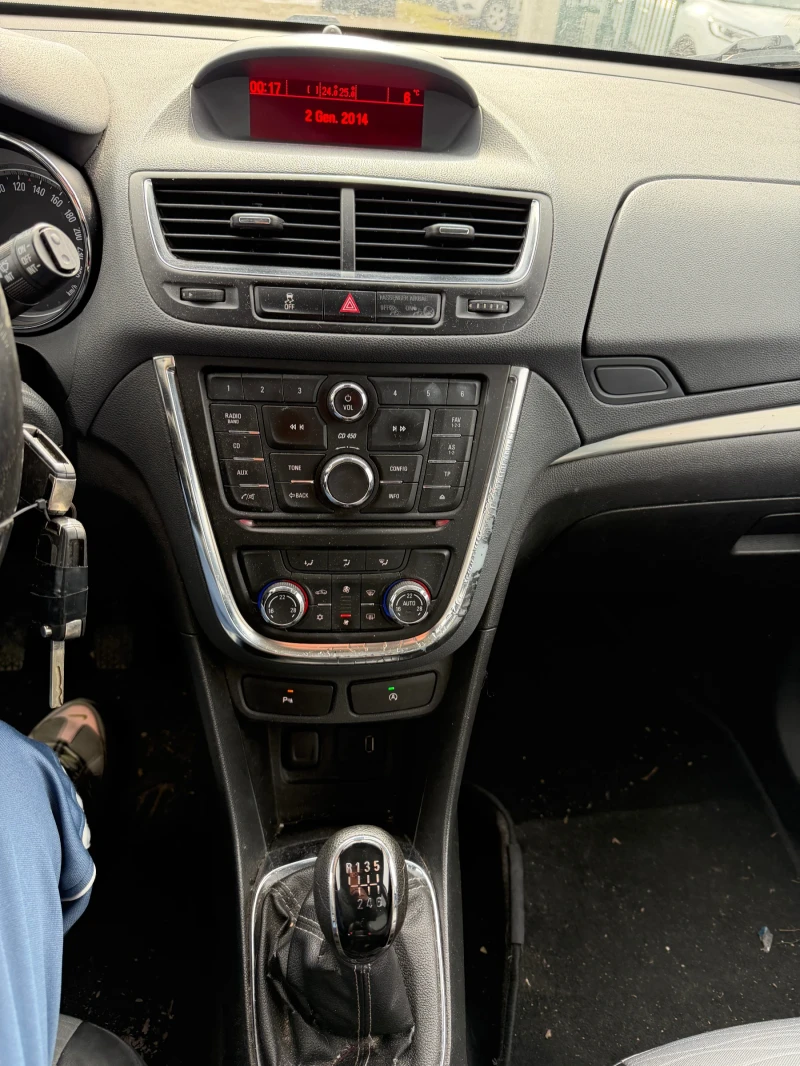 Opel Mokka 1.7 CDTi, снимка 11 - Автомобили и джипове - 53466803