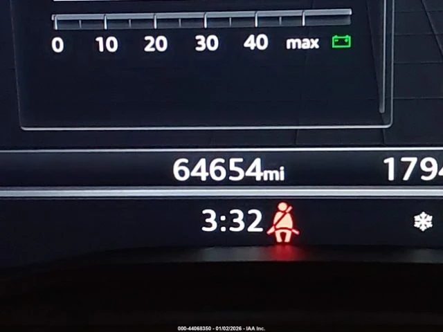 Audi SQ5 Premium* Червен салон* Подгреви* BANG & OLUFSEN* , снимка 14 - Автомобили и джипове - 53153951